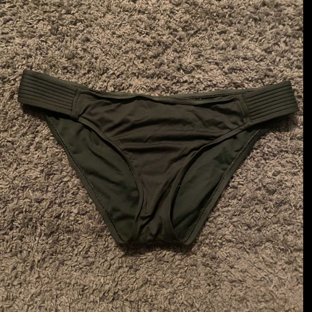 swimsuit bottoms